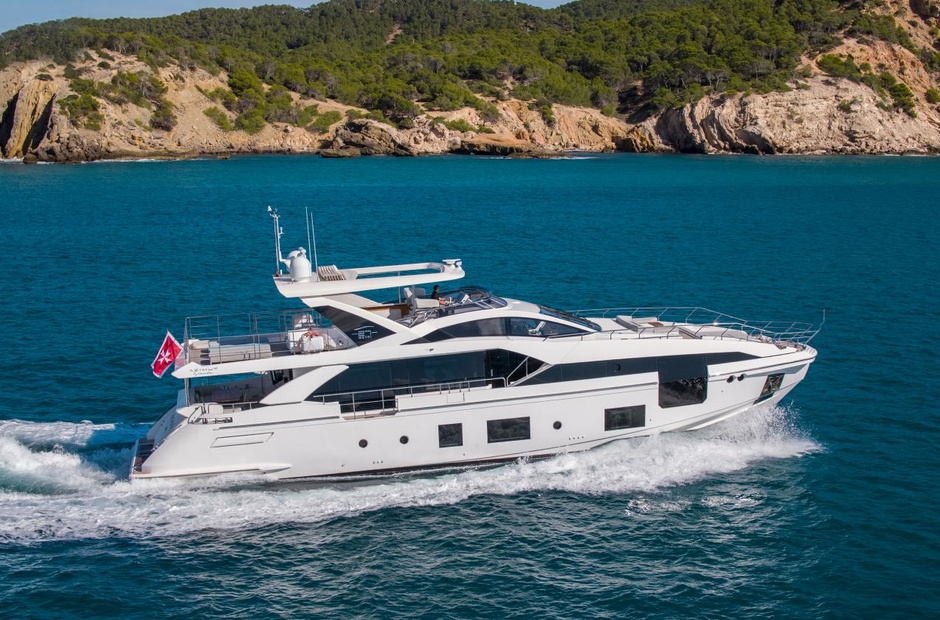 Azimut Akama
