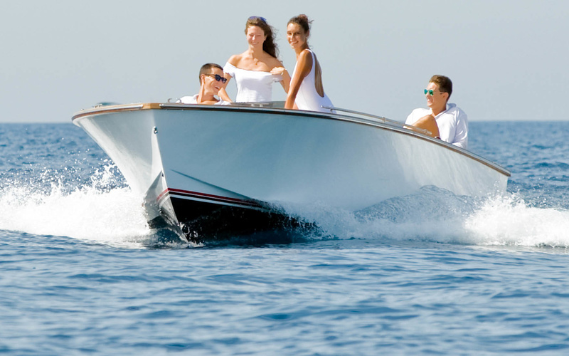 Phiequipe MB18 Day Cruiser