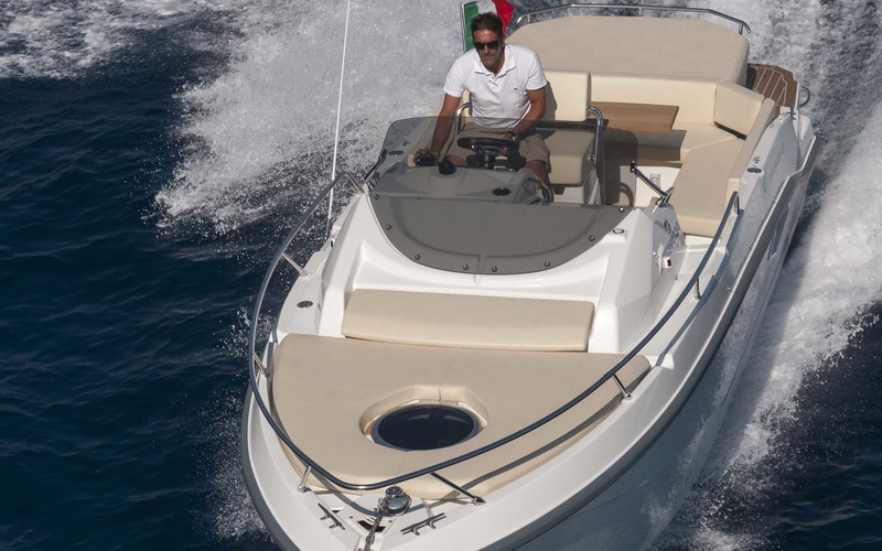 Cranchi Endurance 27