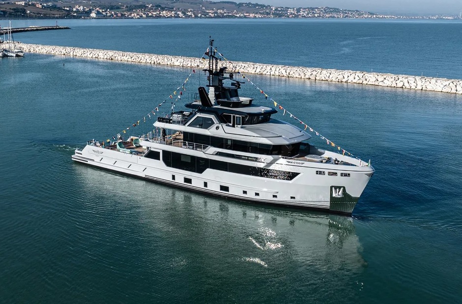 Cantiere delle Marche Lt. Pete Maverick Mitchell