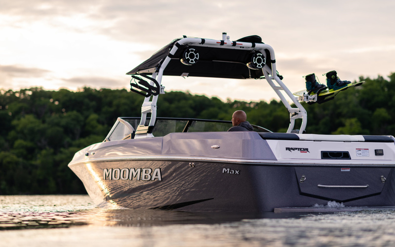 Moomba Max