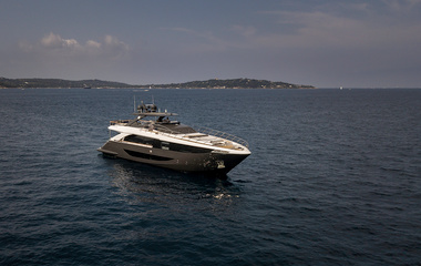 Amer Victoria III