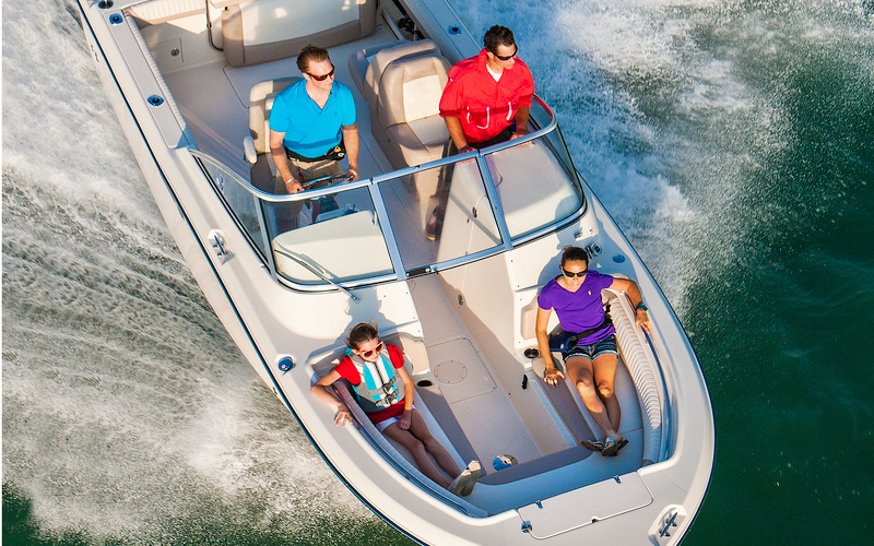 Grady-White Freedom 225