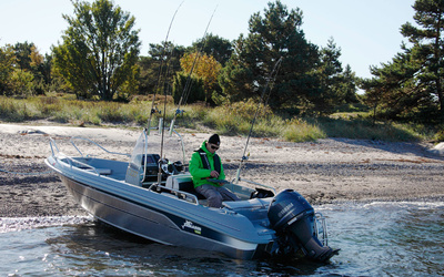 Yamarin Cross 53 Center Console