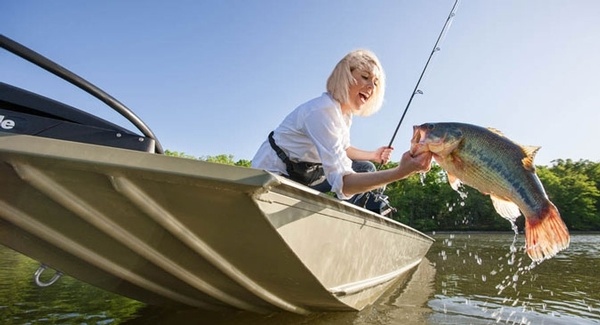 Crestliner 1650 Retriever SC