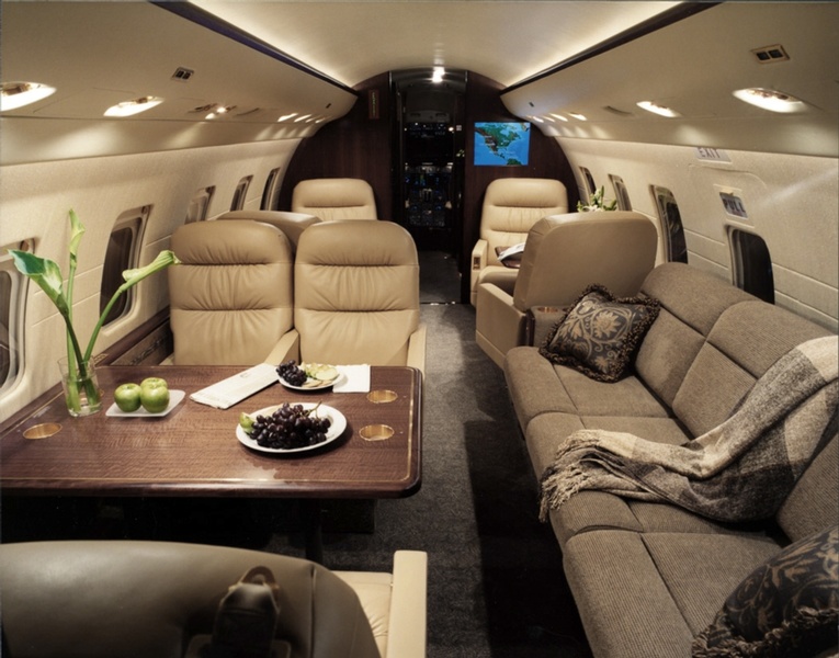 Challenger 604 - board Nebo2 on the route Moscow - Nice - Moscow