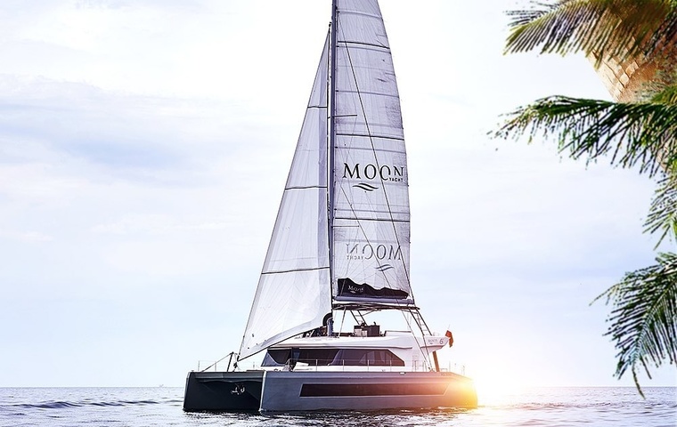 Moon 60 (2021)