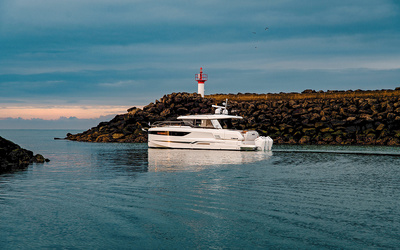 Wellcraft 435