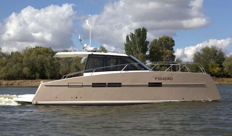 Aurora 33