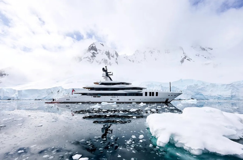 Turquoise Yachts  Infinite Jest