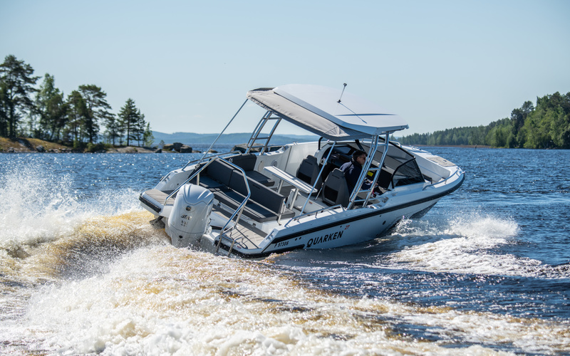 Quarken 27 T-Top