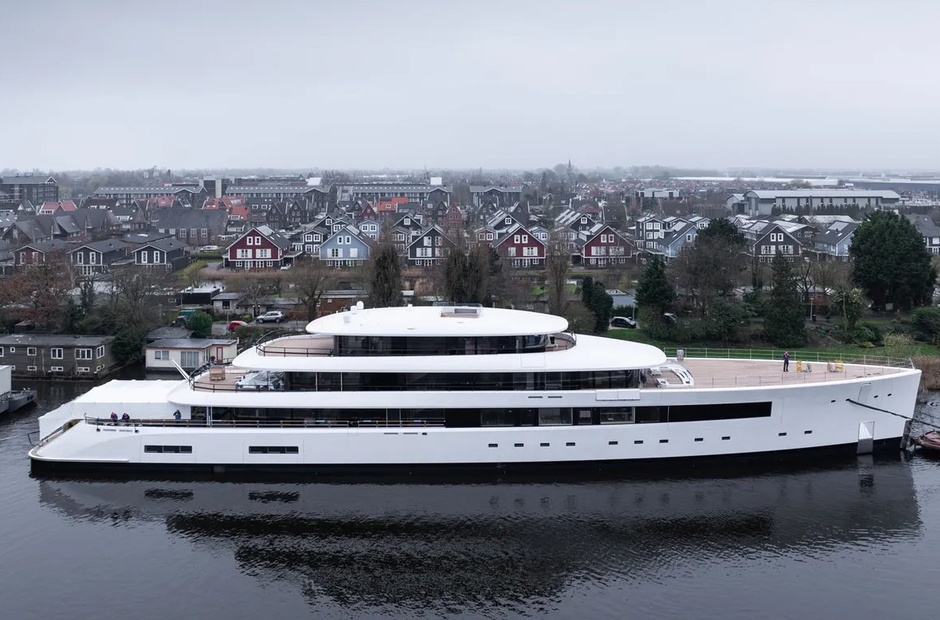 Feadship Sakura