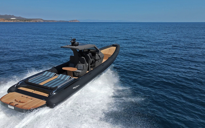 Ribco Venom 44 Open Sterndrive