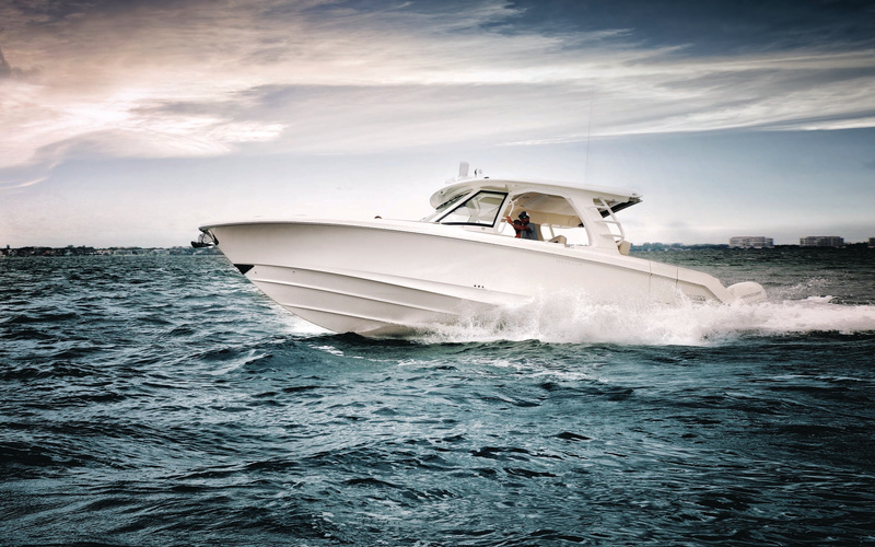 Boston Whaler 350 Realm