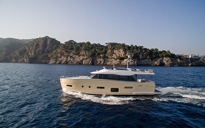 Azimut Magellano 66