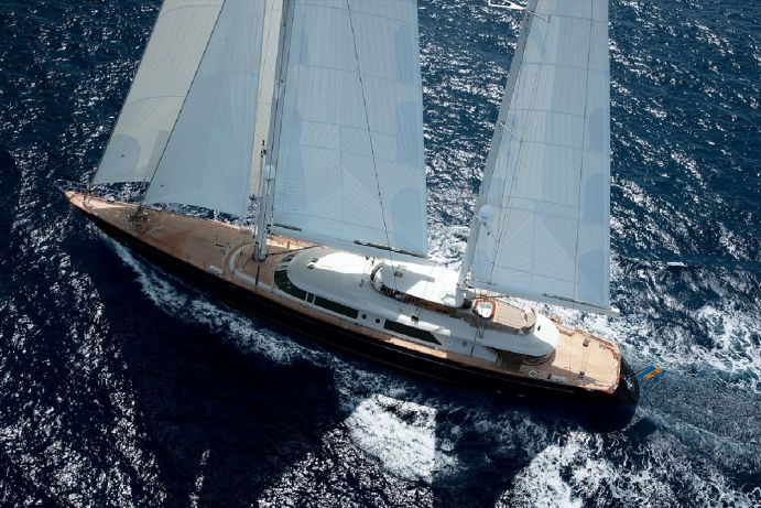 Perini Navi Selene