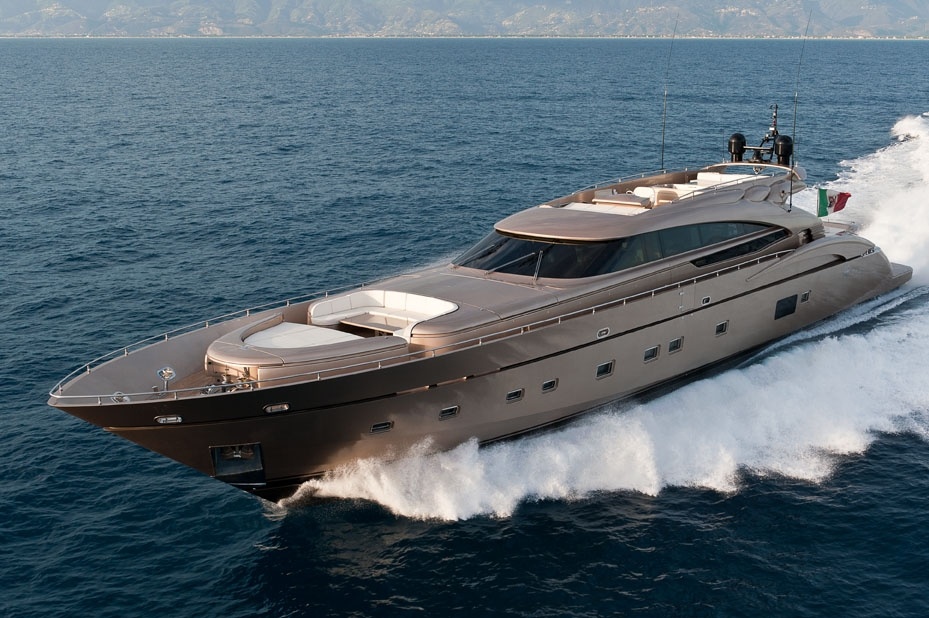AB Yachts Five Waves