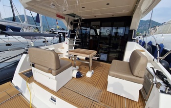 Bavaria Virtess 420 Fly (2014)