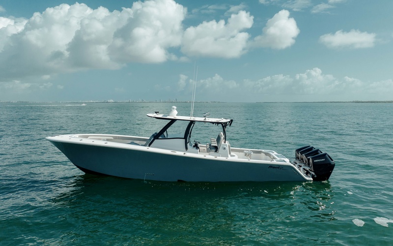 Front Runner 39 Center Console