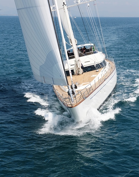Perini Navi Fivea