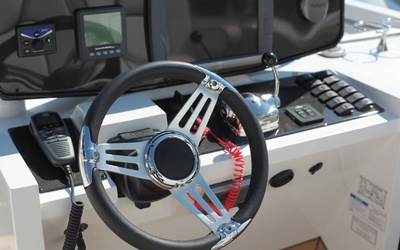 Novurania Chase 23