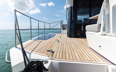 Galeon 450 HTC