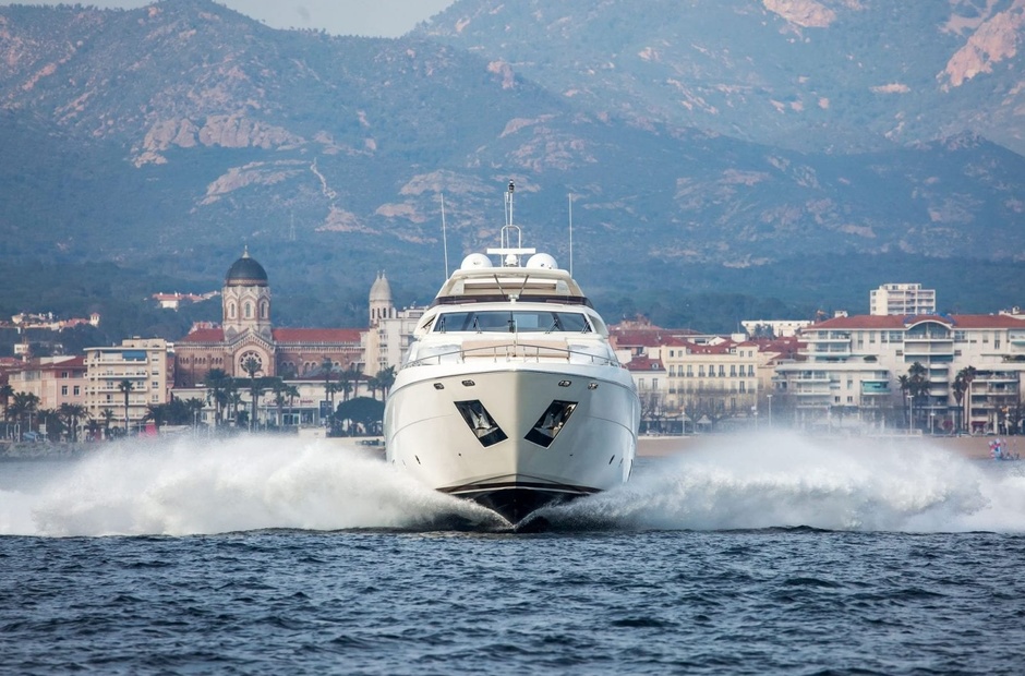 Ferretti JAG'B