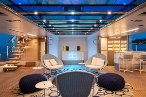 Privateer Elegance 43