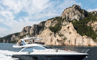 Azimut 72