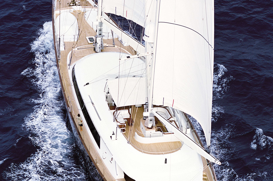 Perini Navi Almyra II