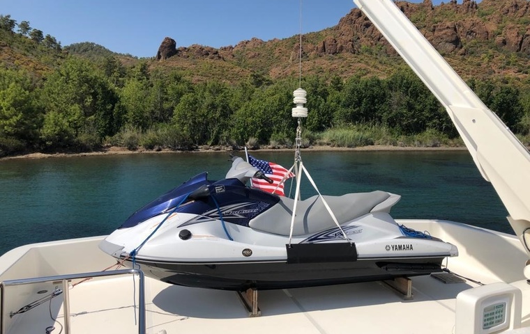 Ferretti 830 (2008)