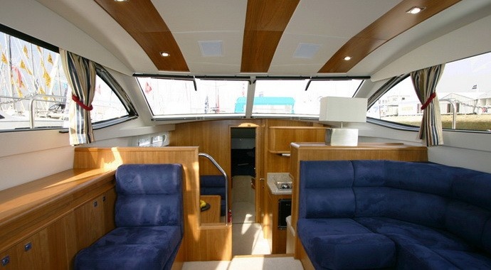 Broom 395