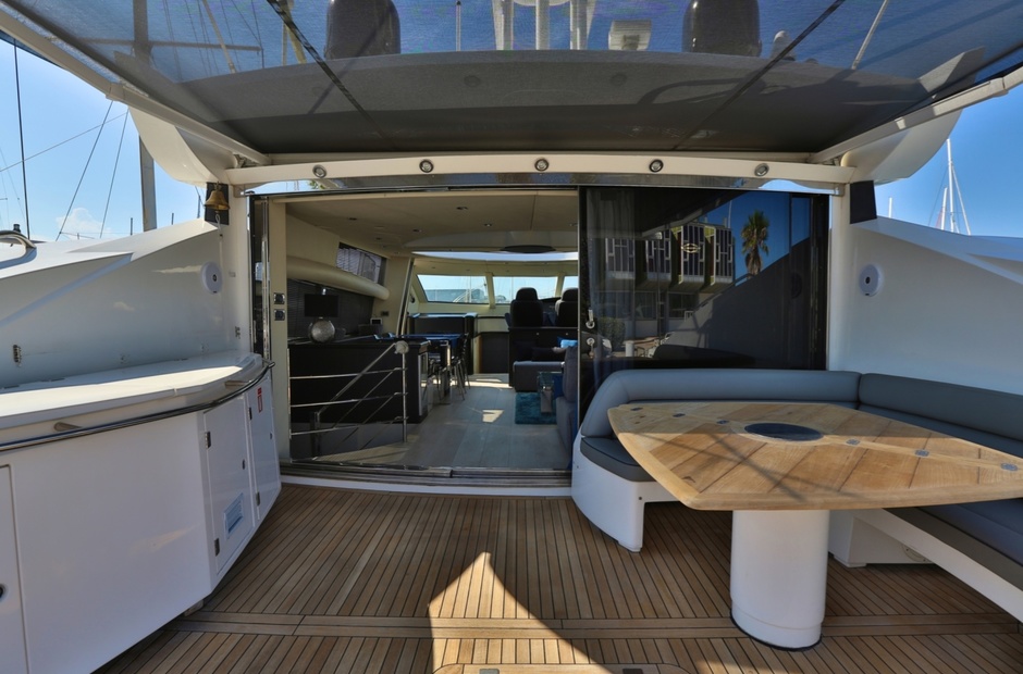 Sunseeker Black Zen