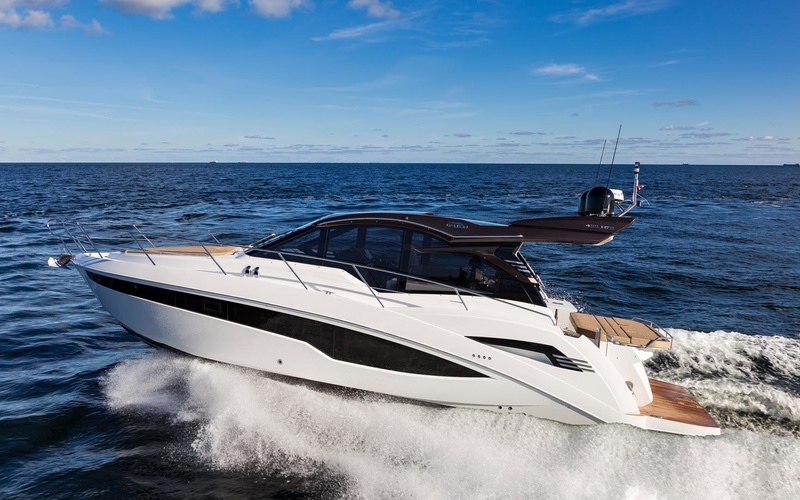 Galeon 425 HTS