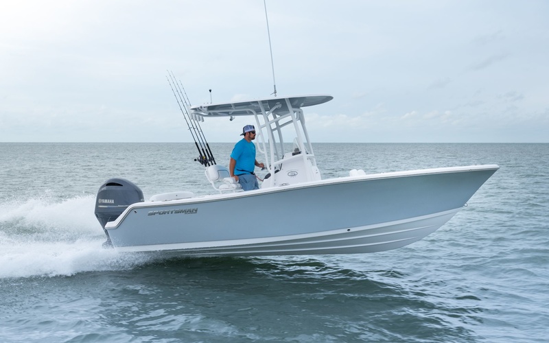 Sportsman Heritage 211 Center Console