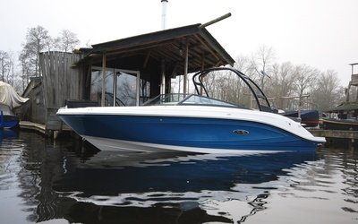 Sea Ray 230 SPX