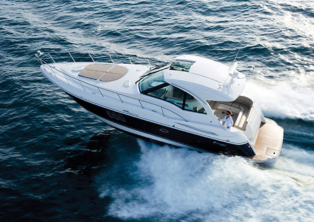 Cruisers Yachts 420 Sports Coupe