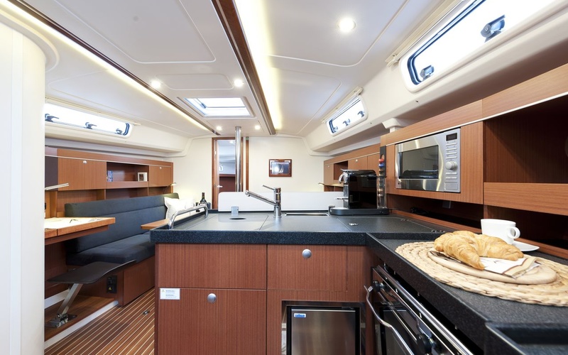 Hanse 385
