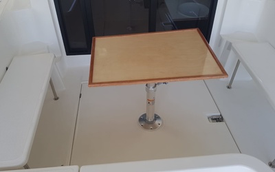 Manara 21 Pilothouse