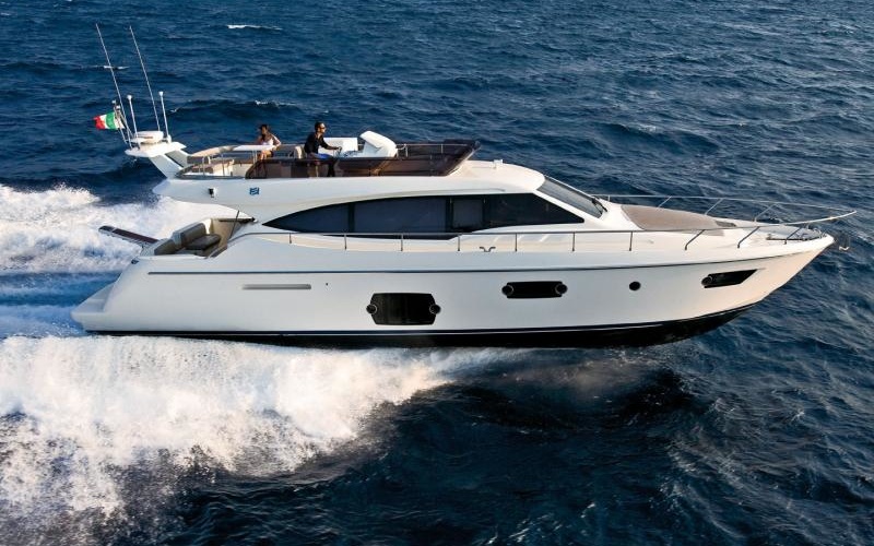Ferretti 570