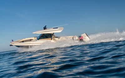 Chris-Craft Calypso 35