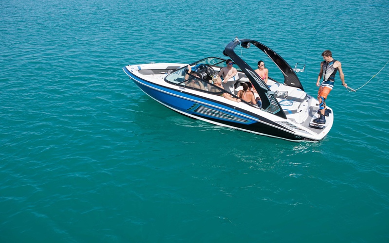 Regal 2100 RX Surf