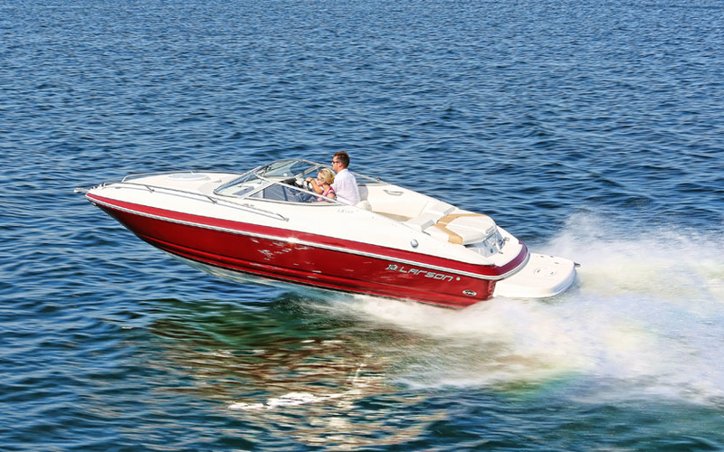 Larson LX 216 S Cuddy