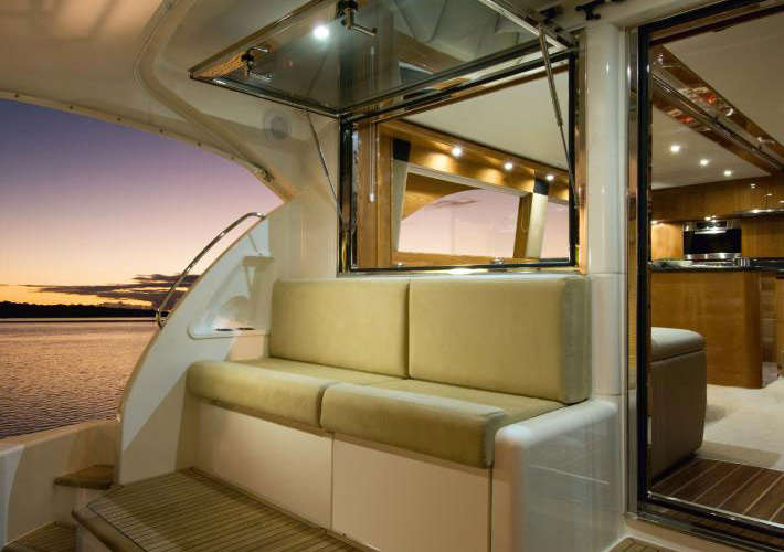 Riviera 61 Enclosed