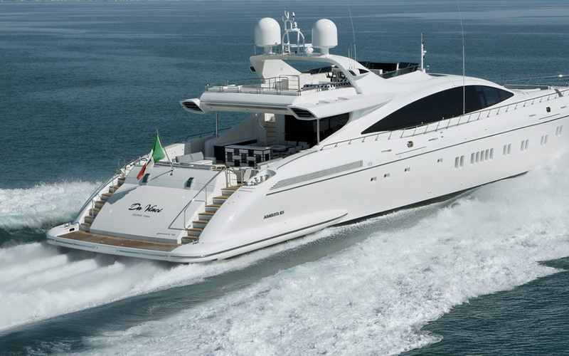 Mangusta 165 E