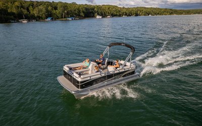 Avalon VTX Cruise 16