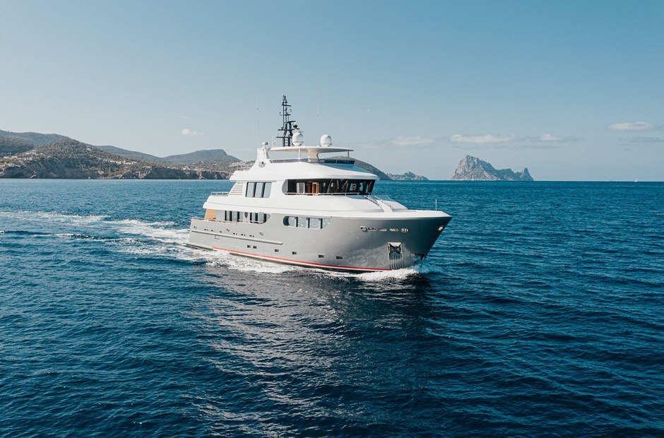 Jade Yachts Seal