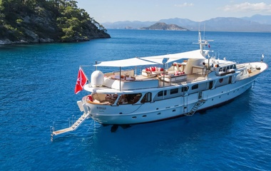 Feadship Alhambra