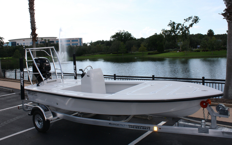 Bay Craft 180 Tunnel Explorer
