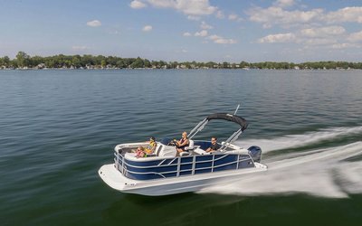 Hurricane FunDeck 2260